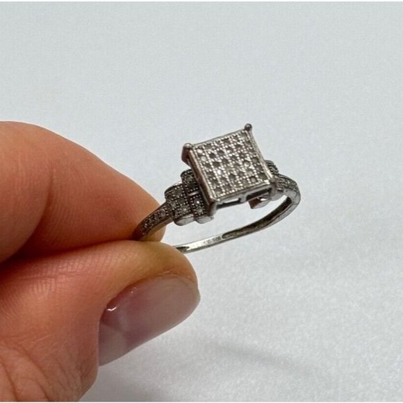 925 STERLING SILVER CZ RING SIZE 6 - Picture 4 of 10